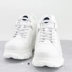 Buffalo London vegan cloud chunky sneakers in white